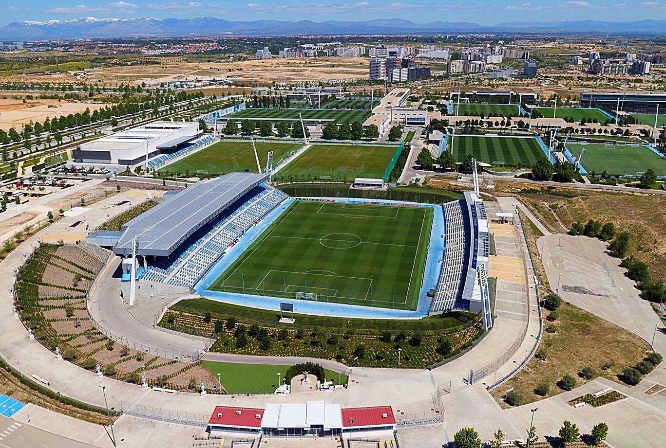 [Imagen: Estadio-Alfredo-Di-Stefano-Real-Madrid-1367x921.jpg]